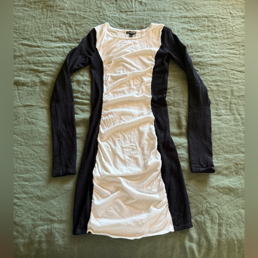 Express Black and White Long Sleeve bodycon Dress XS